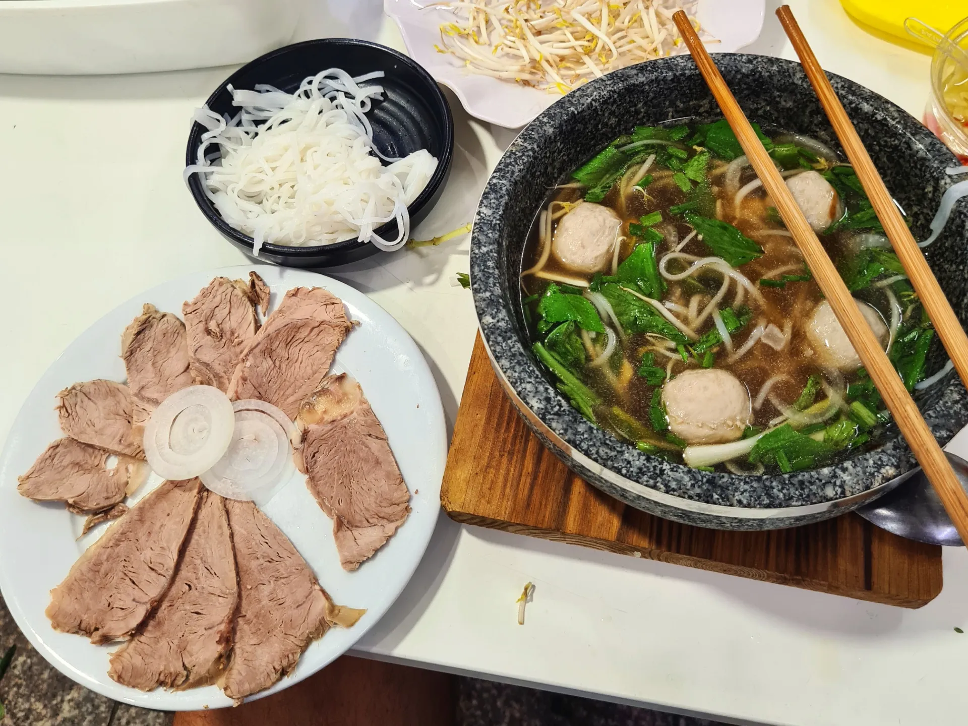  Image of the traditional soup Pho Bo in a restaurant in Ho Chi Minh City, a popular holiday destination in Vietnam 