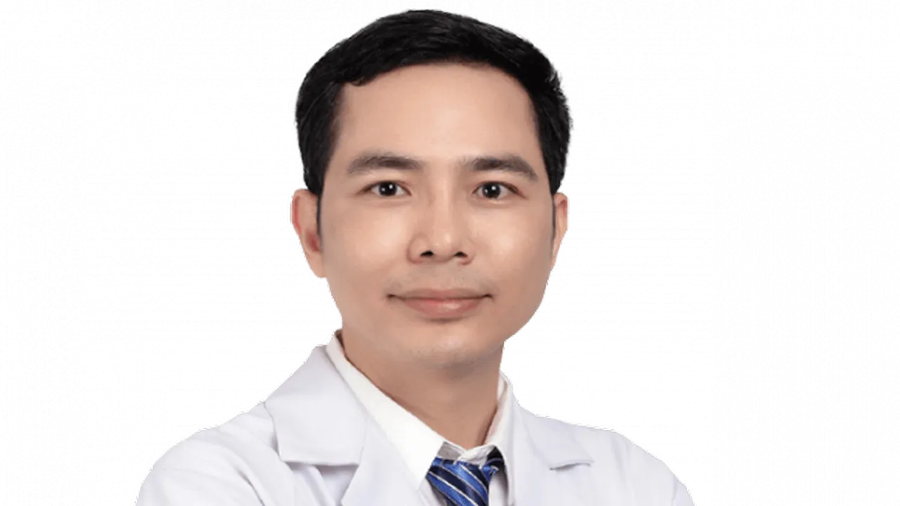 Nella Hair Transplant Clinic Ho Chi Minh City FUE and DHI hair restoration with DentaMed Holidays
