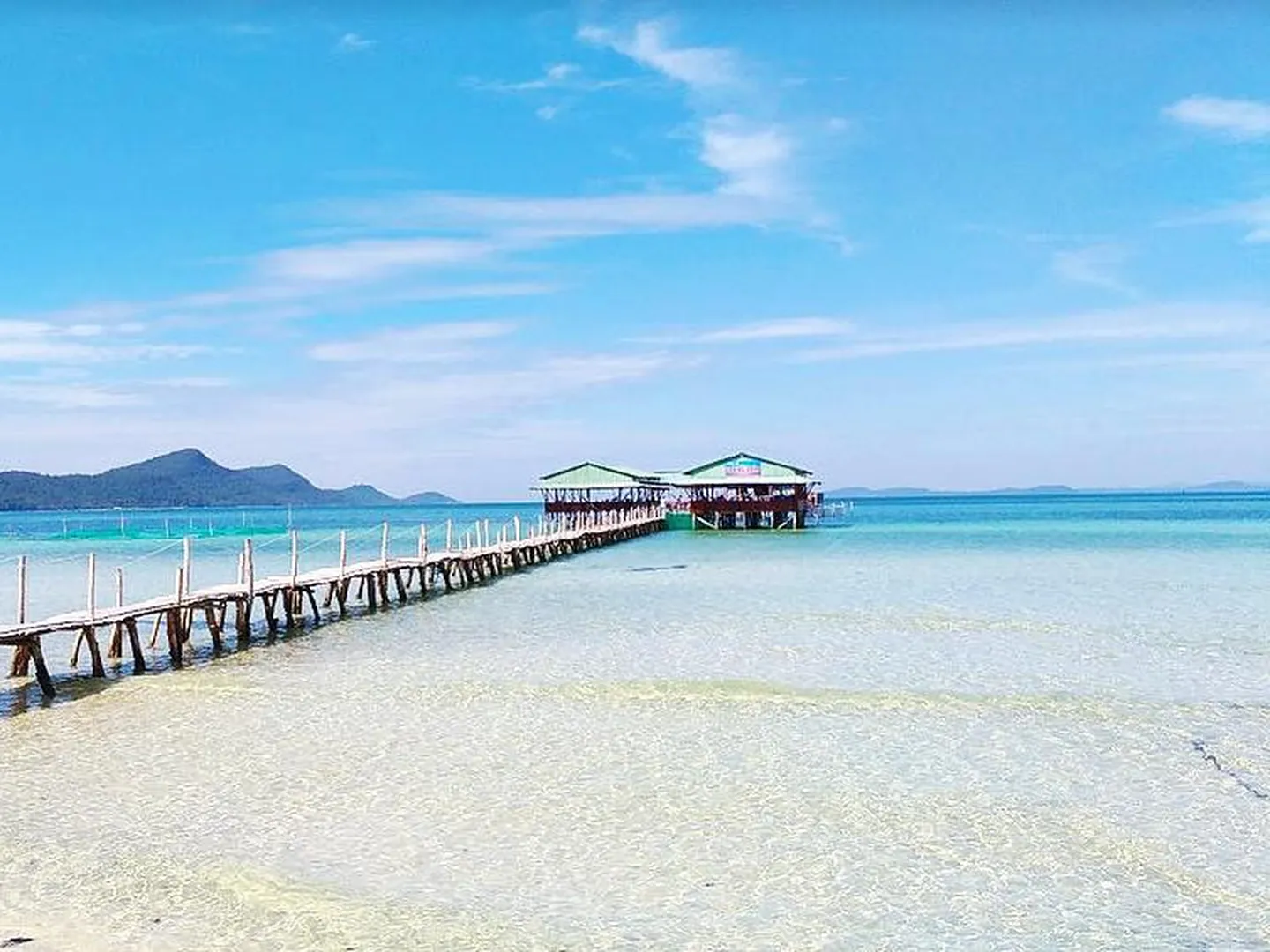 Vietnam tours for medical and dental tourists with DentaMed Holidays sightseeing and recovery-friendly travel