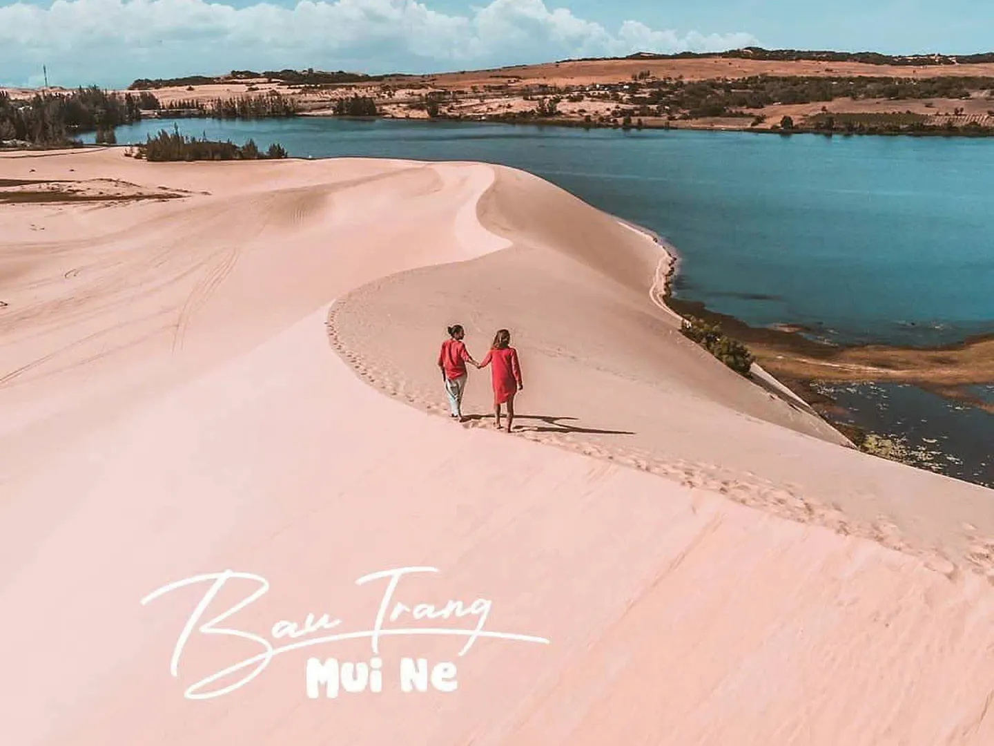  White Sand Dunes in Mui Ne Vietnam 